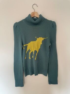 Green Cowl-Neck Sweater with Yellow Graphic